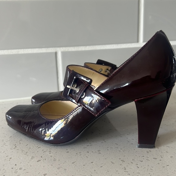 Franco Sarto Patent Leather Mary Jane Heels, Size 8M, 3" Heels - Picture 3 of 11